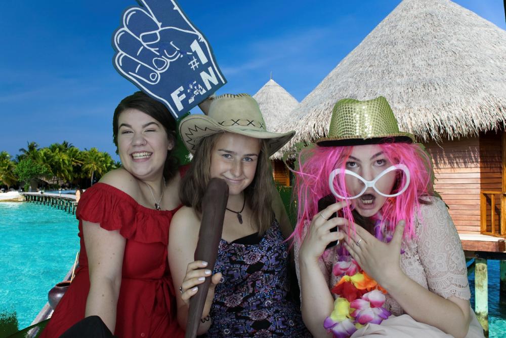 Ash and Lauren's wedding  | View more photos from the event at gallery.myphotoboothexperience.co.uk/u/MyPhotoBoothExperienceLtd/Ash-and-Laurens-wedding